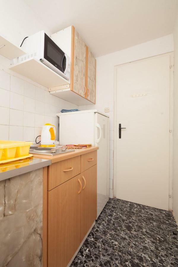 Miramare Apartment Pomer Bagian luar foto